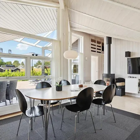 Lovely Home In Rudkobing With Wifi Dom wakacyjny Spodsbjerg